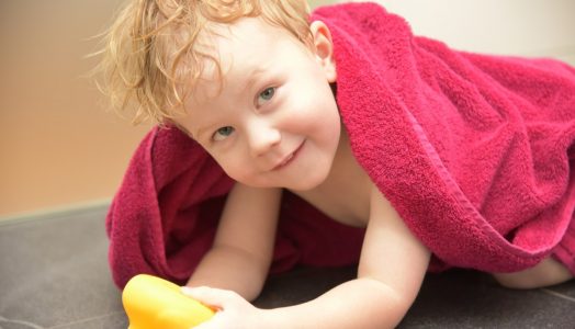 Ist Das Kind Glücklich, Sind Es Die Eltern Auch: Im Bad Ist Eine Fußbodentemperierung Ideal, Denn Sie Unterstützt Die Gesundheit Der Familie Und Sorgt Für Behaglichkeit.