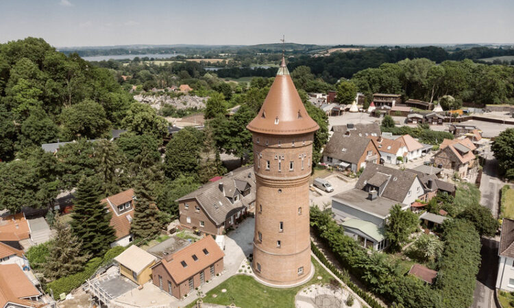 Ein Wasserturm Als Hotel Mit Elektrischer Fußbodenheizung Von Lofec