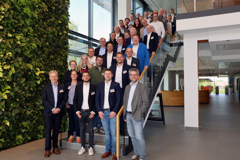 Am 19. und 20. Mai 2026 fand die Mitgliederversammlung des Bundesverbands Flächenheizungen und Flächenkühlungen e.V. (BVF) in der Schlüter WorkBox der Schlüter-Systems KG in Iserlohn statt.